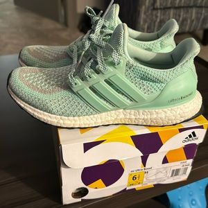 Adidas ultra boost New York City edition men’s 6.5